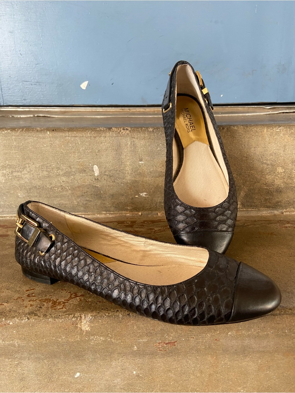 Michael Kors black reptile embossed ballet flat w/ gold hardware